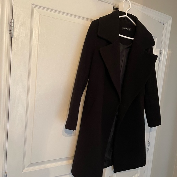 Gorgeous Boohoo Black elegant Coat - Picture 1 of 1